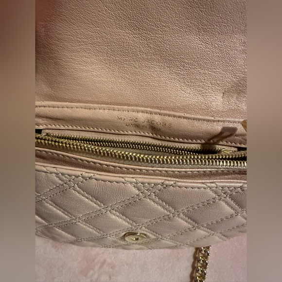 Marc Jacobs ~ Quilted Leather Noho Crossbody Bag - Picture 5 of 7